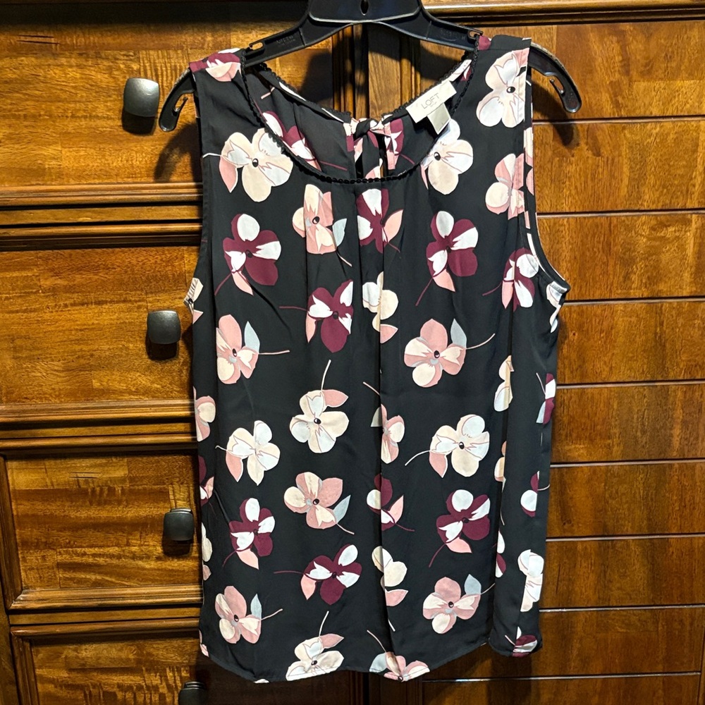 LOFT Black and Pink Floral Sleeveless Top